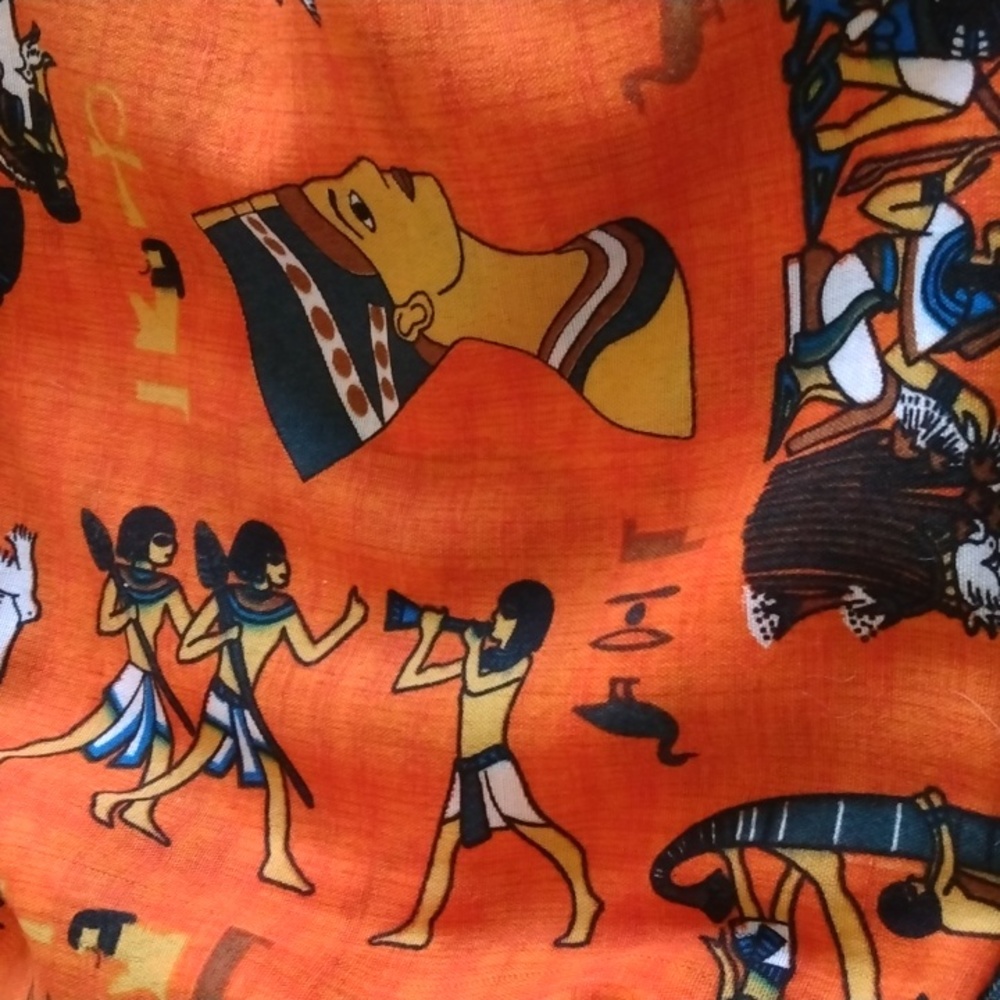 *Gifted* Free🎁 with any purchase. Egyptian large scarf